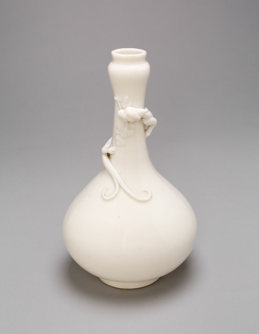 Bottle-Shaped Vase with a Lizard — Vase with Lizard, Art Institute of Chicago, 1964.851, Blanc de Chine