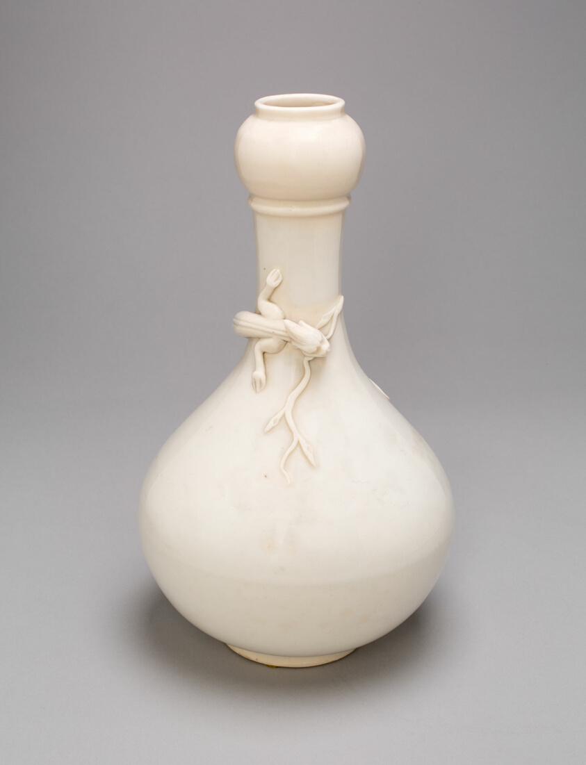 Bottle-Shaped Vase with Lizard — Bottle vase with lizard (large), Art Institute of Chicago, 1941.524, Blanc de Chine