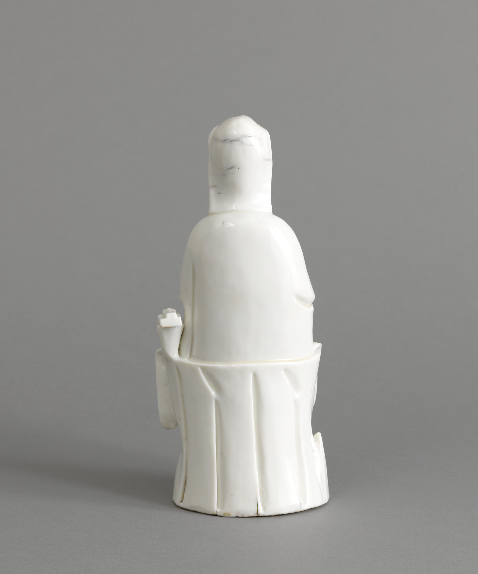 Child-Giving Guanyin — Back view, Cooper Hewitt, Smithsonian Design Museum, 1927-5-45, Blanc de Chine