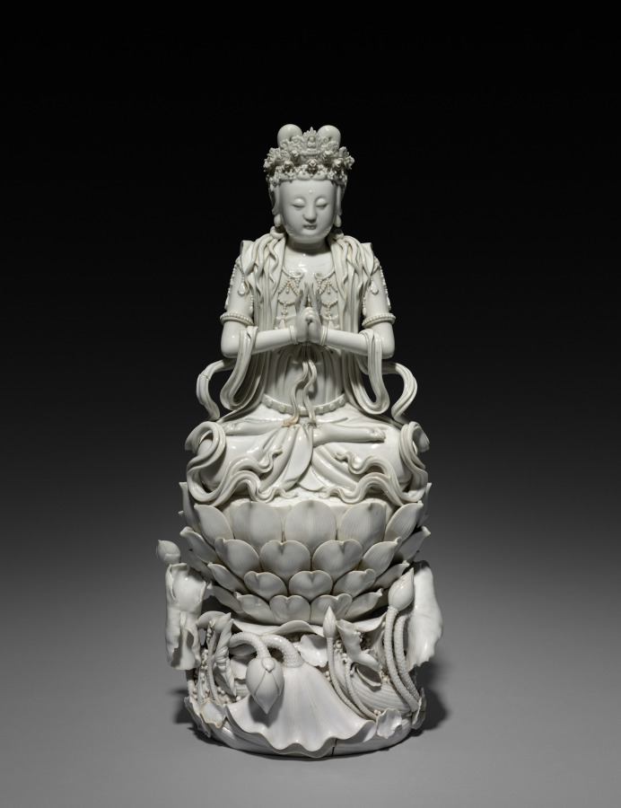 Bodhisattva Guanyin of the South Sea — Front view, Cleveland Museum of Art, 1950.579, Blanc de Chine