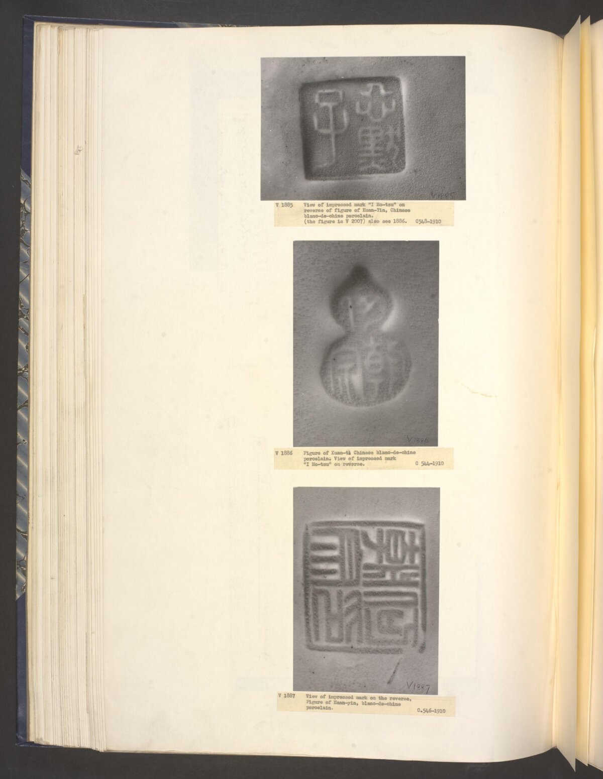 Figure of Guanyin — Back view (seal mark), Victoria and Albert Museum, C.546-1910, Blanc de Chine