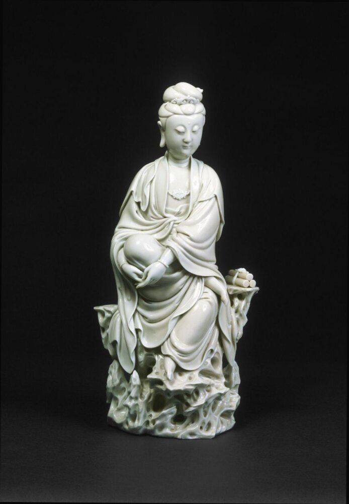 Figure: Guanyin — Detail, Victoria and Albert Museum, C.548-1910, Blanc de Chine
