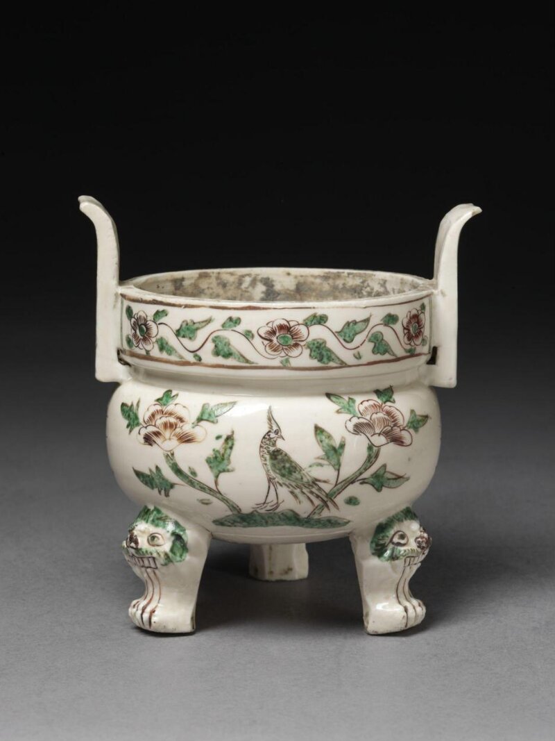 Incense Burner in Ding Form with Enamels — Ding-form incense burner with enamels, Victoria and Albert Museum, C.861-1936, Blanc de Chine