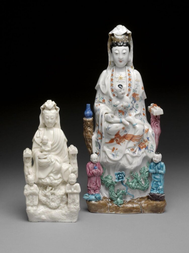 Figure of Guanyin — Detail, Victoria and Albert Museum, FE.20-1970, Blanc de Chine